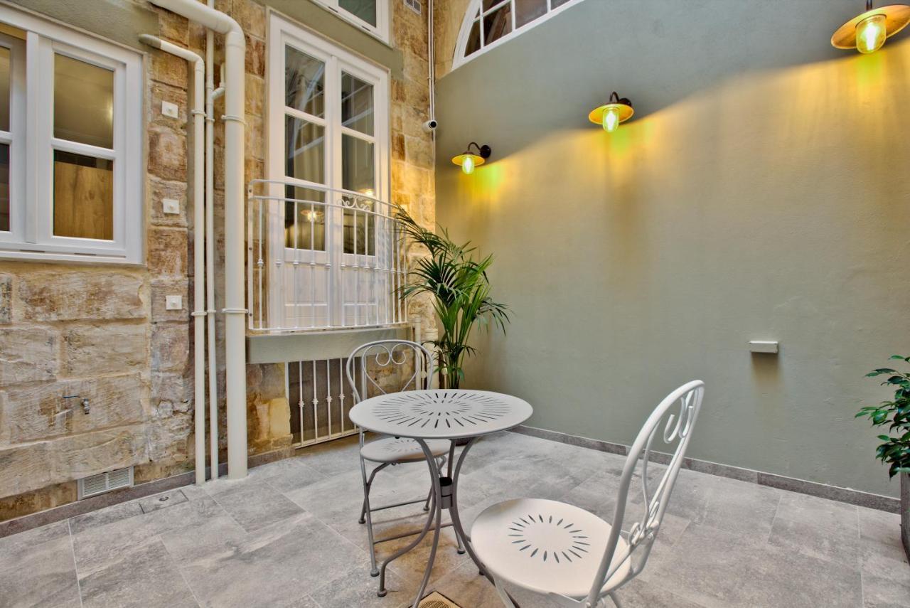 ואלטה Chateau La Vallette - Grand Master'S Suite מראה חיצוני תמונה